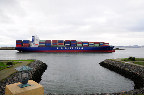 POS Hongkong departs the Oakland International Container Terminal
